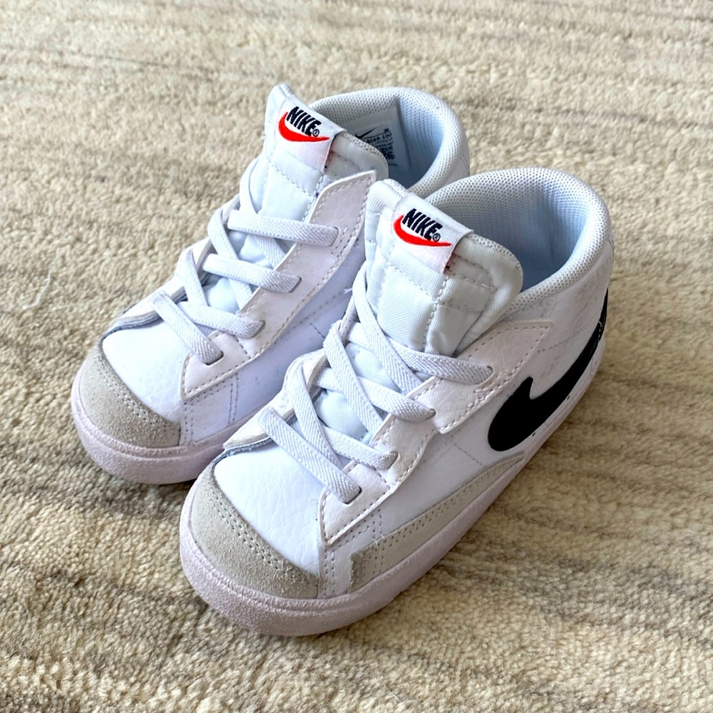 Nike Blazer Mid ‘77